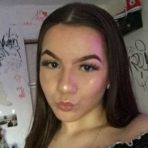 Meet your Posher, Tessia